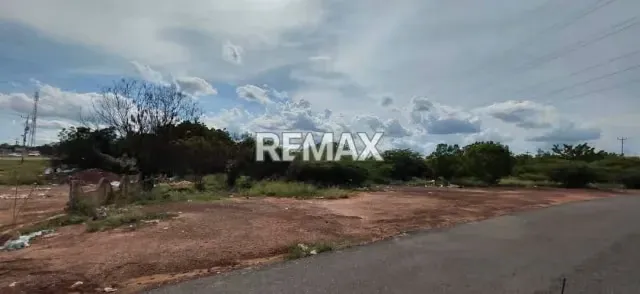 Terreno Via el aeropuerto