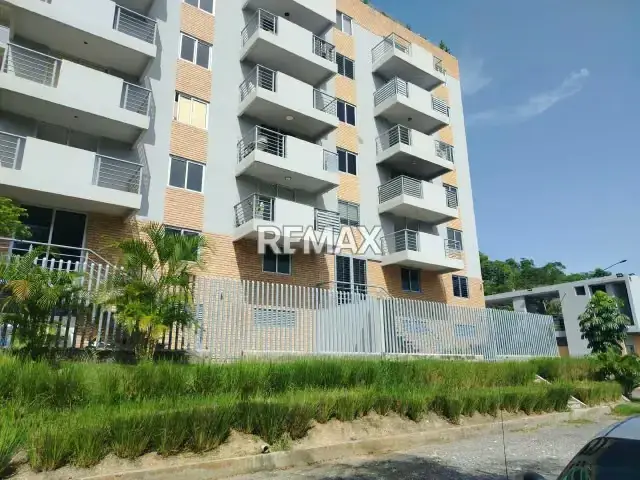 VENTA DE TOWNHOUSE, MERCADO PRIMARIO, OBRA GRIS, COLINAS DEL VIENTO. BARQUISIMETO CONJUNTO MISTRAL