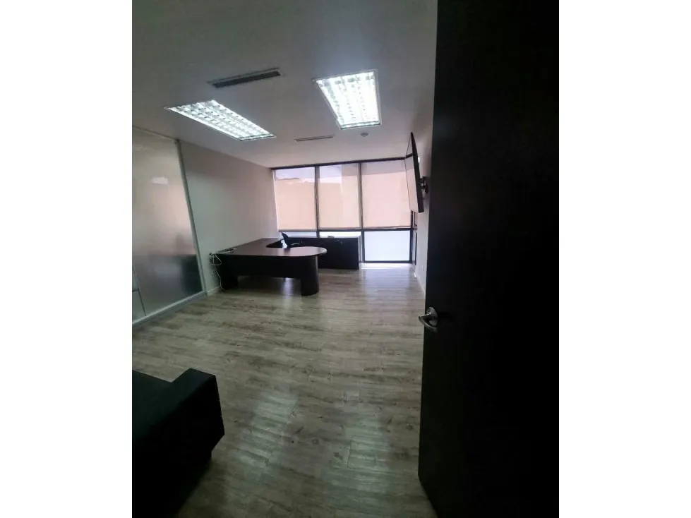 Alquilo oficina 316 m2 Chuao 7868 - 14