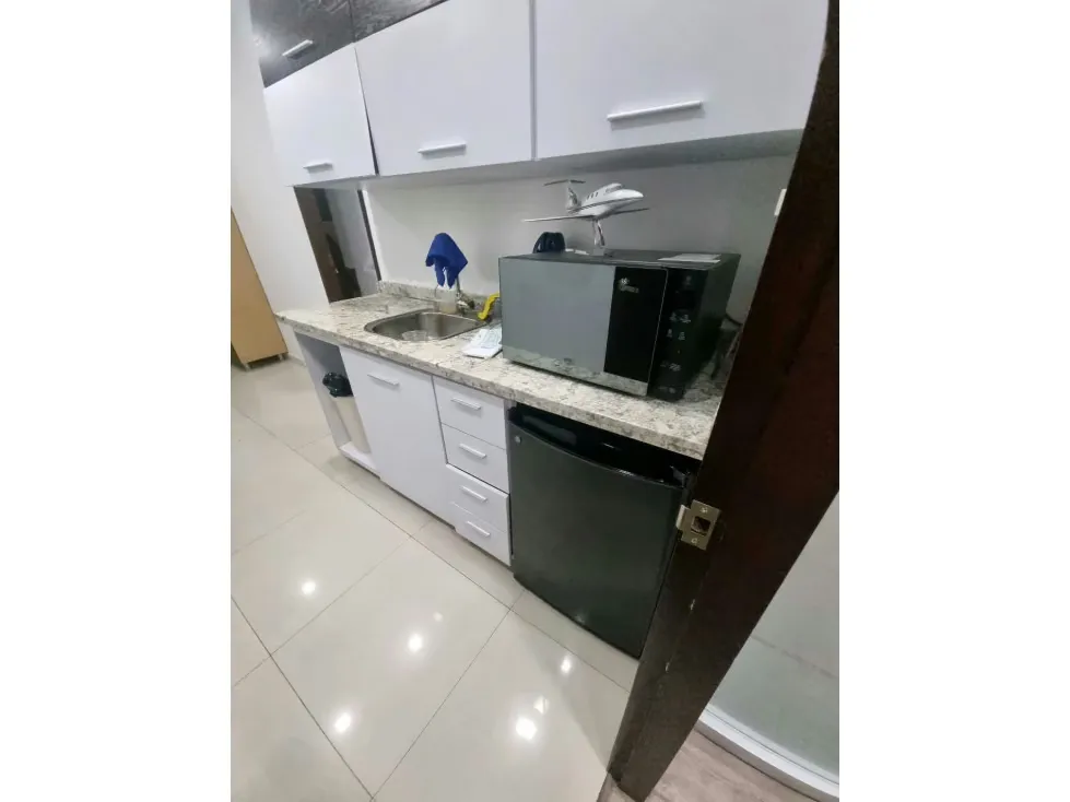 Alquilo oficina 316 m2 Chuao 7868 - 18
