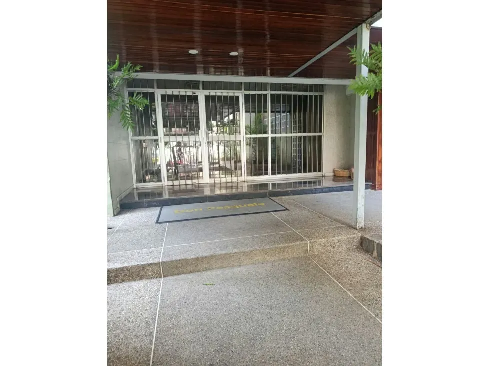 Apartamento en venta 86m², La Urbina, calle 3A - 11