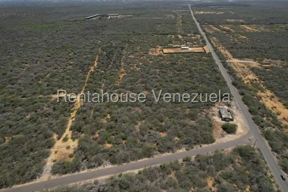 Terreno (Finca) en Venta en Los Taques, Falcon - 3