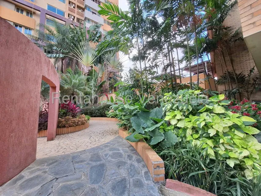 Apartamento (1 Nivel) en Venta en La Trigaleña, Carabobo - 2