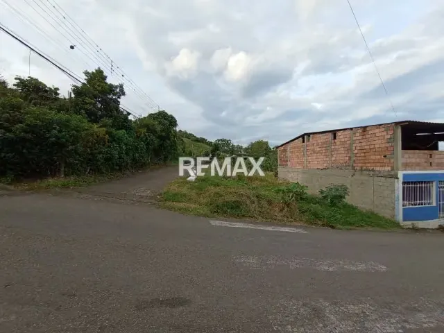 Venta Parcela Pie de Calle Junco Páramo