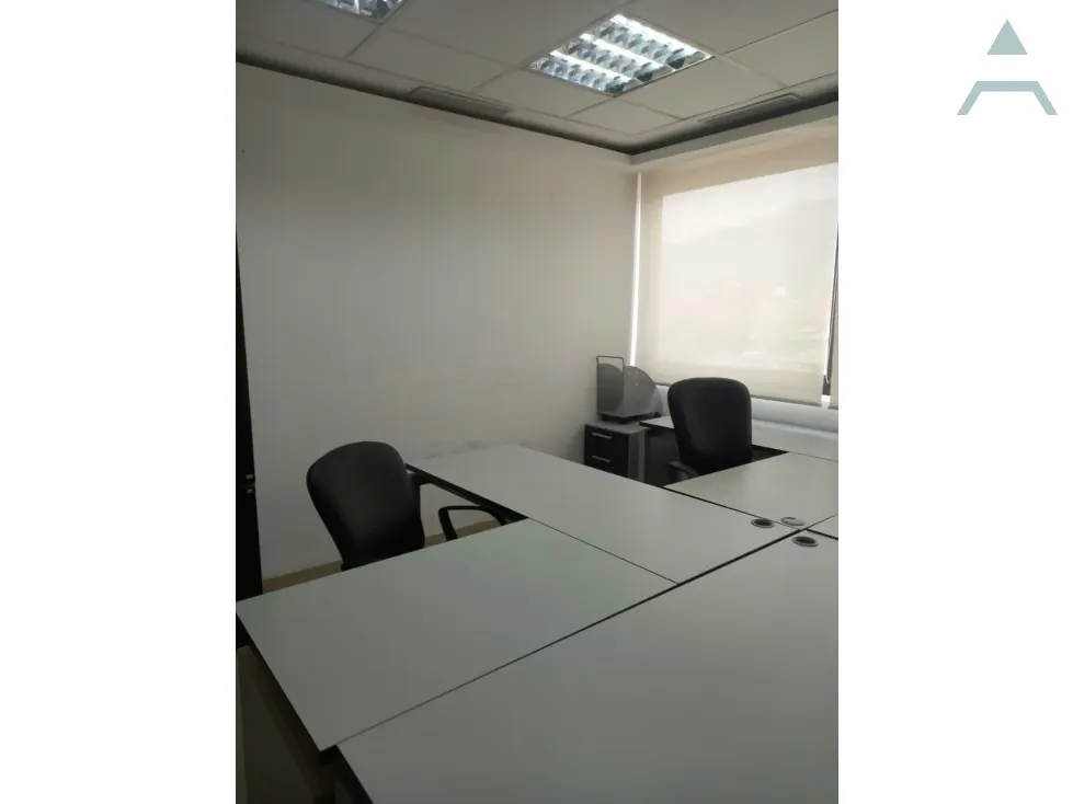 Se vende oficina 400m2 Chuao - 10
