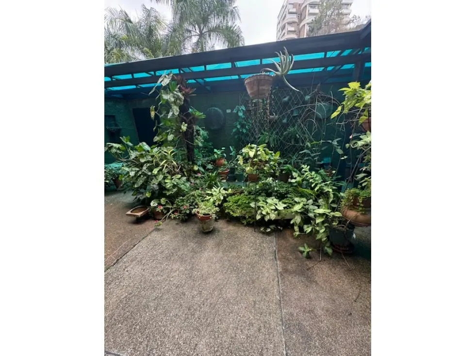 Vendo PB c/jardin 365m2 Colinas de Valle Arriba 0827 - 11
