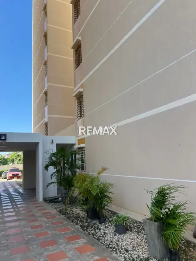 Apartamento Amoblado en Venta - Res. Mis Soles, Sector Veritas
