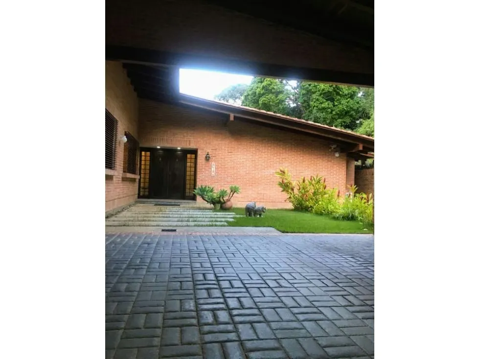 En venta casa 680m2 6h/6b/11p Cerro Verde 6194 - 26
