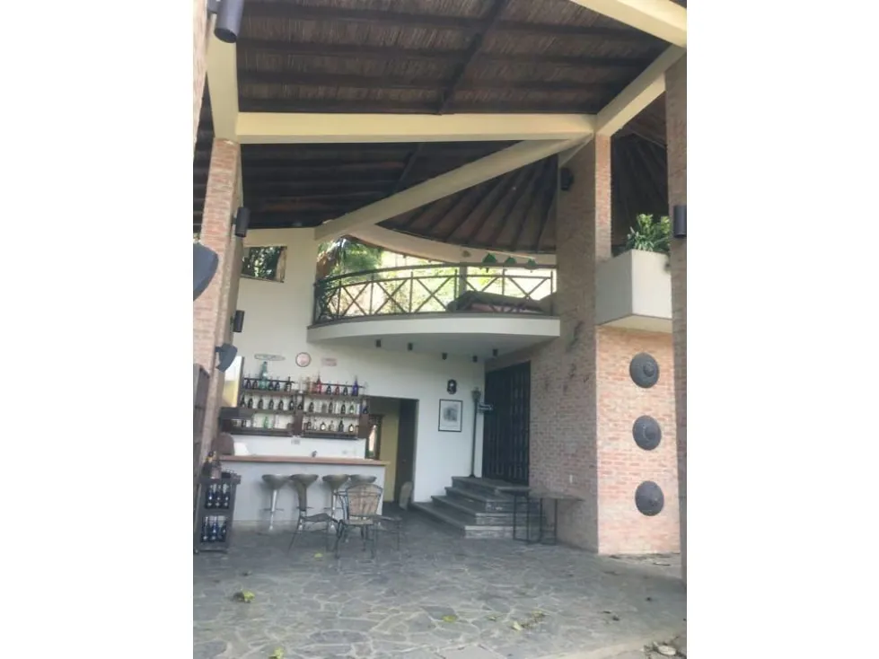 En venta casa 680m2 6h/6b/11p Cerro Verde 6194 - 34