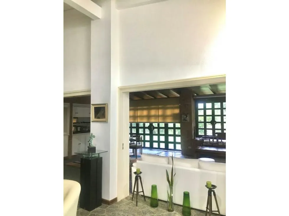 En venta casa 680m2 6h/6b/11p Cerro Verde 6194 - 6