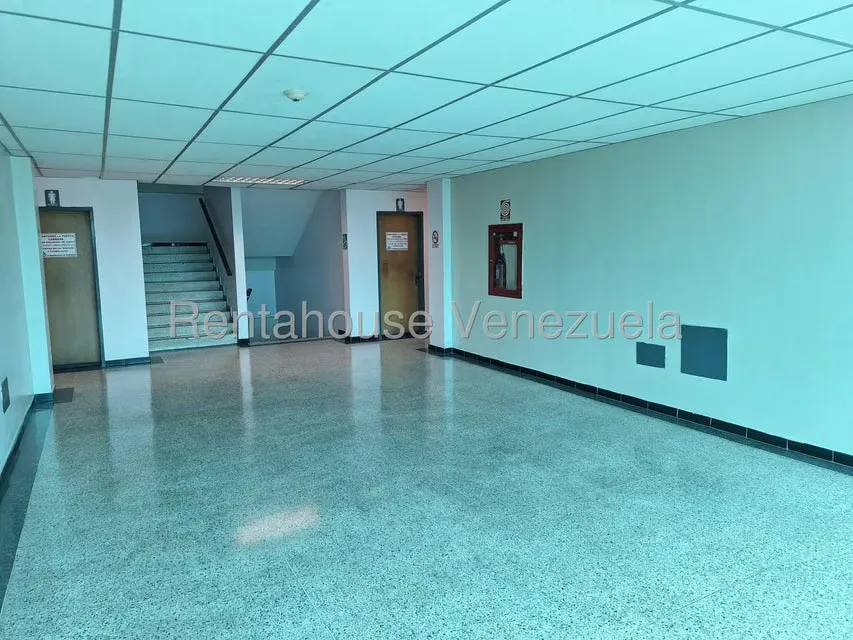 Oficina en Venta en Zona Industrial, Carabobo - 31