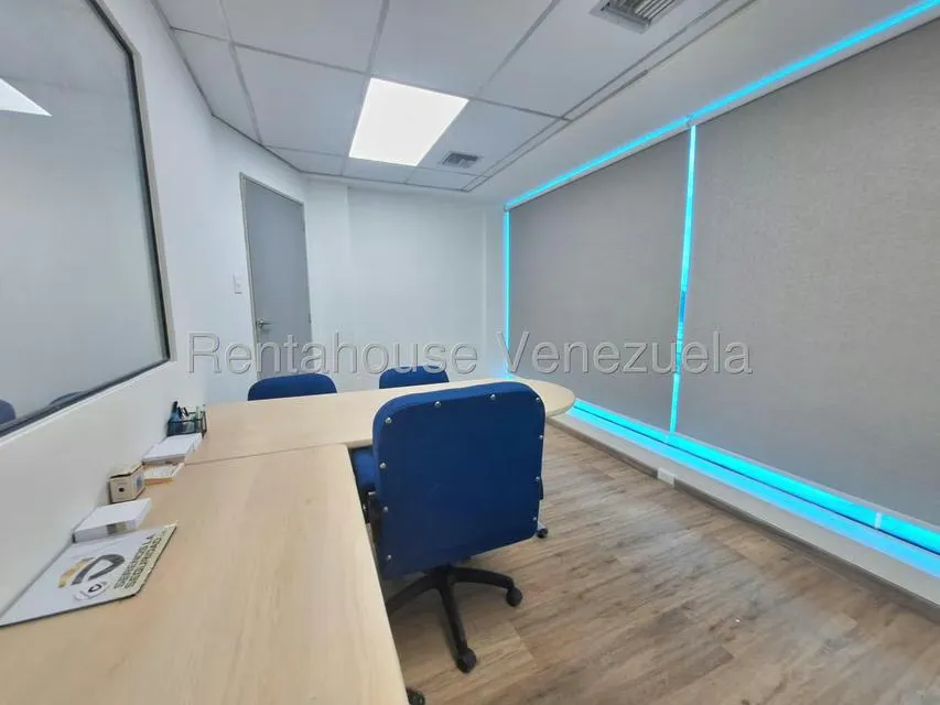 Oficina en Venta en Zona Industrial, Carabobo - 8