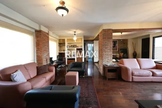 EN VENTA | Hermoso y Exclusivo Apartamento en Los Chorros 140m2 - 4