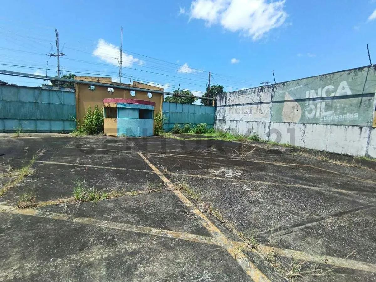 Inmueble Comercial Industrial, en zona de alta incidencia comercial - 15