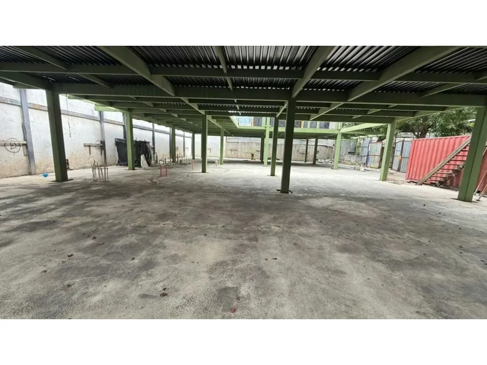 En Venta Terreno 616m2 Urb. El Rosal Precio a Consultar - 4