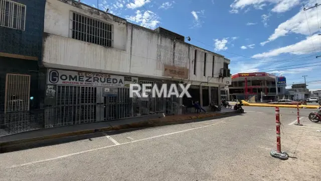 Local comercial en calle 3 de san antonio - 5
