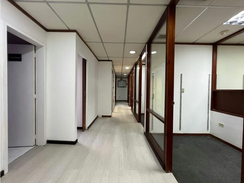 Se vende/alquila oficina 206,40m² El Rosal - 8