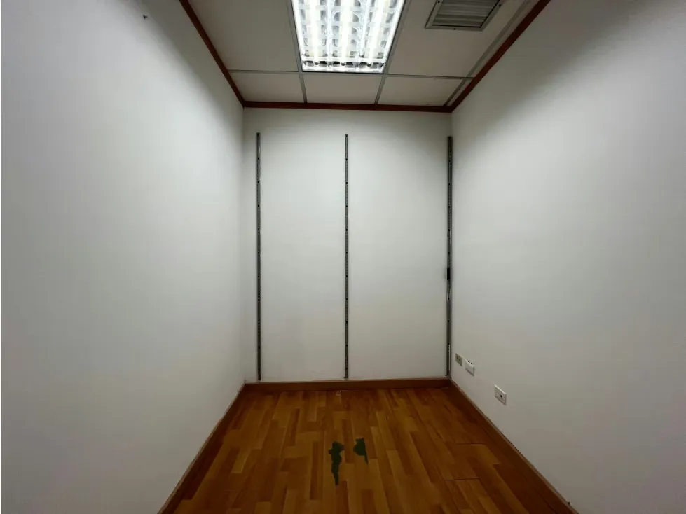 Se vende/alquila oficina 206,40m² El Rosal - 10