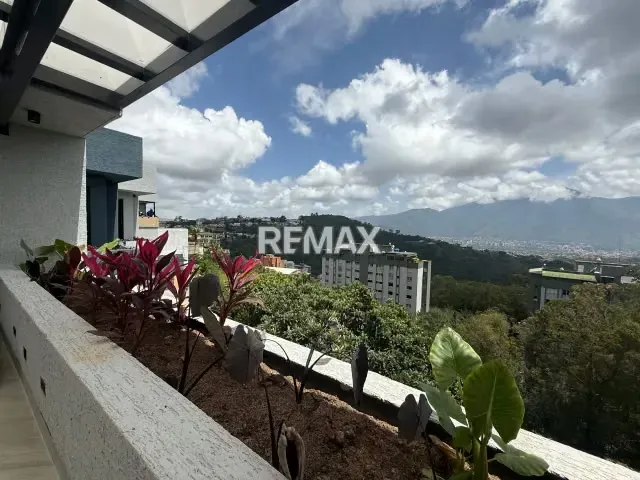 Casa De Lujo a Estrenar en Los Naranjos• Calle Cerrada•Vista Franca al Avila - 5