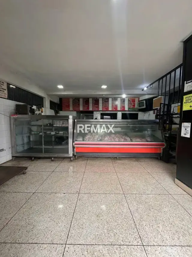 LOCAL COMERCIAL NEGOCIO LLAVE EN MANO (CARNICERIA)