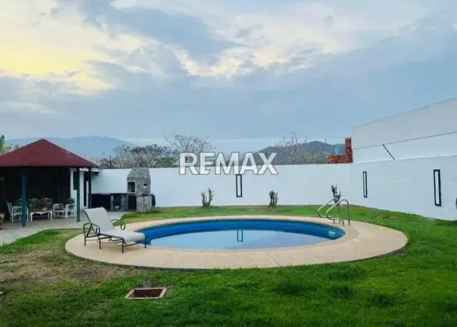 Casa en venta en Altos de Guataparo 800mtr2 3 niveles y con piscina ( Favor No Publicar ) - 8