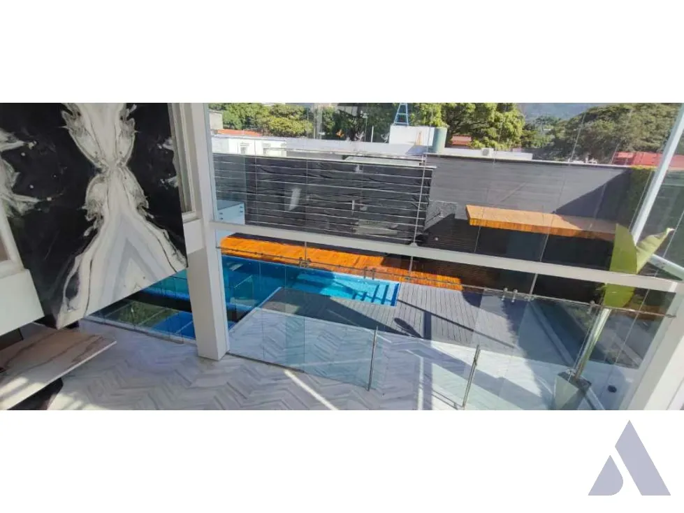 Se vende casa 500m2 La Floresta 3768 - 21