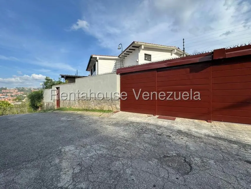 Casa (Multipes Niveles) en Venta en Lomas de La Trinidad, Distrito Metropolitano - 2