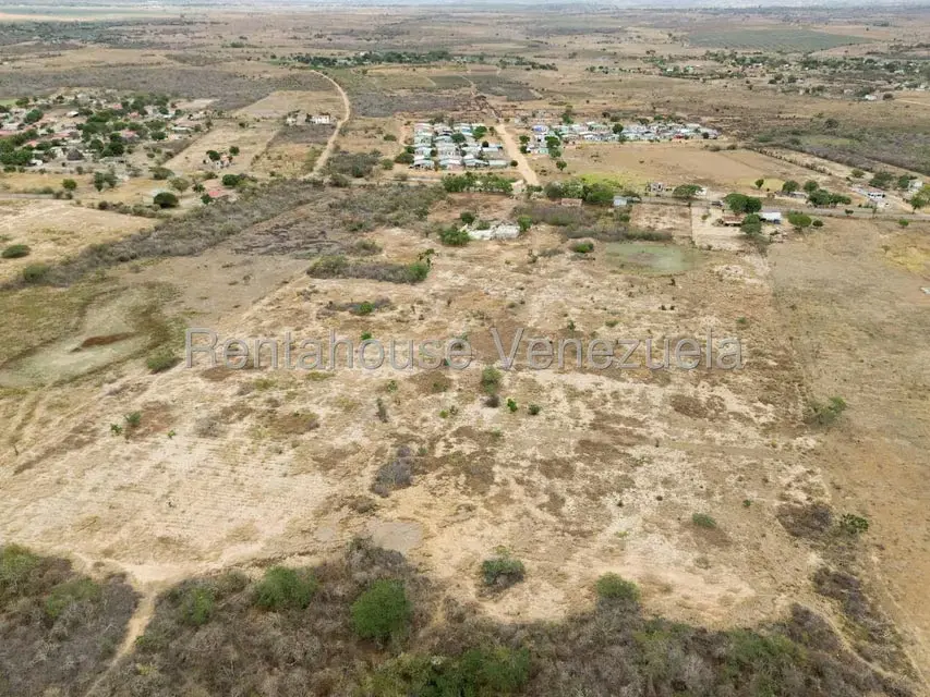 Terreno (Comercial) en Venta en Parroquia Tamaca, Lara - 13