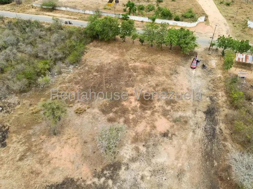 Terreno (Comercial) en Venta en Parroquia Tamaca, Lara - 21