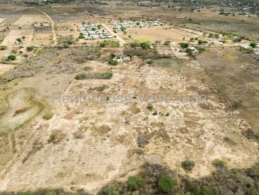 Terreno (Comercial) en Venta en Parroquia Tamaca, Lara - 6