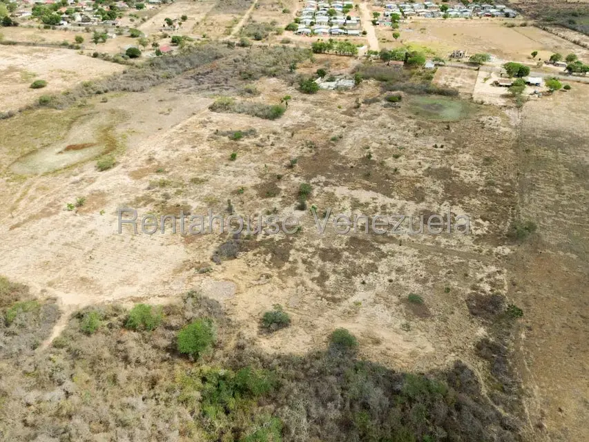 Terreno (Comercial) en Venta en Parroquia Tamaca, Lara - 7