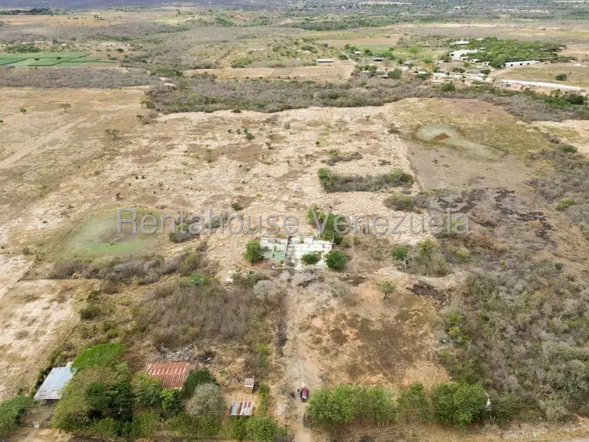Terreno (Comercial) en Venta en Parroquia Tamaca, Lara - 9