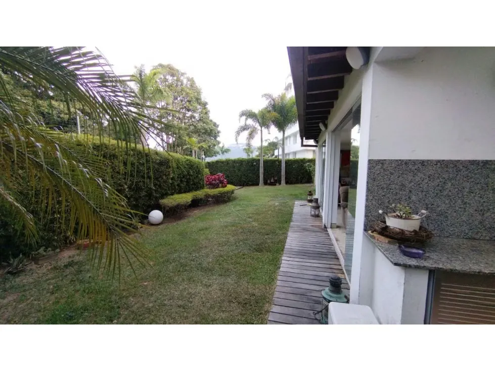 Se vende PB 360m2 3h/4b/2pe Los Samanes 4279 - 17