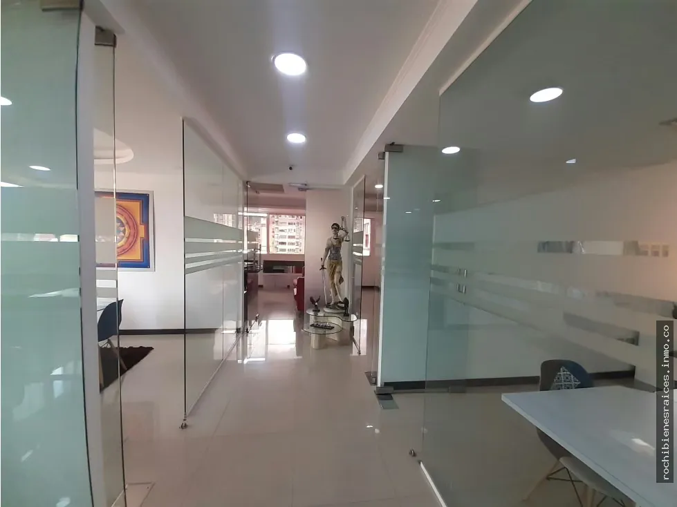 CENTRO SOLANO PLAZA EN SABANA GRANDE OFICINA EN VENTA - 12