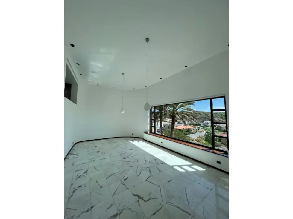 Vendo casa 1130m2 Pampatar 9942 - 7