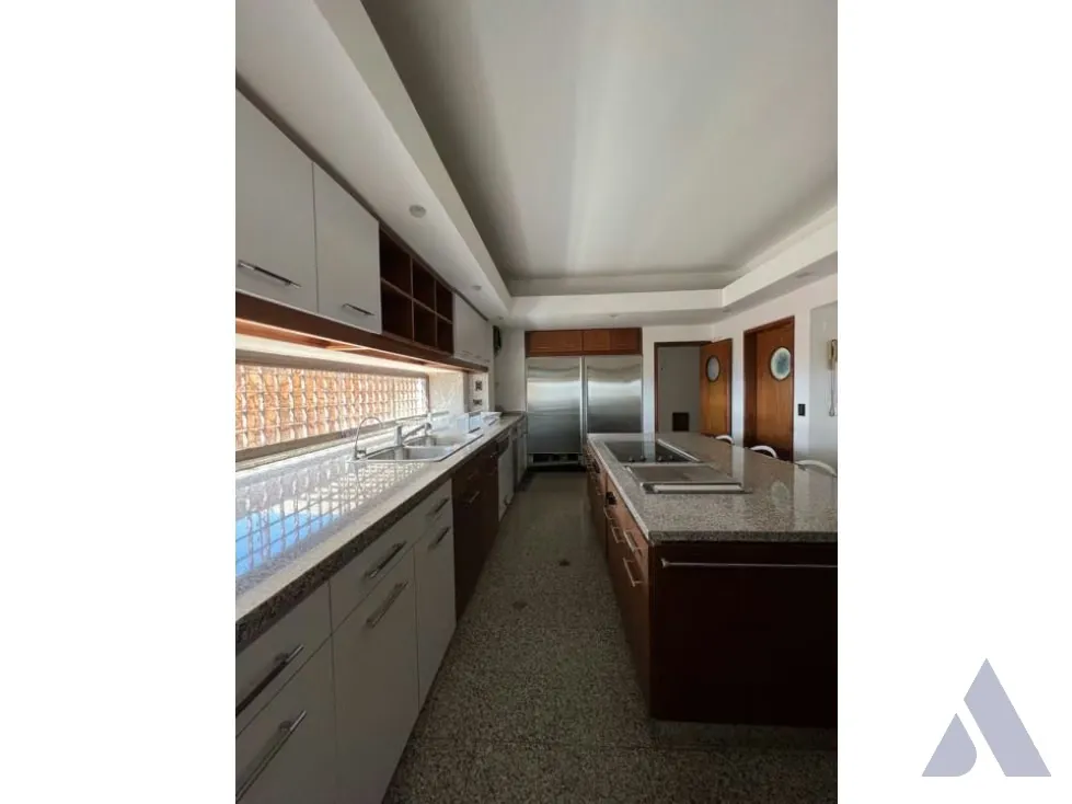 Vendo casa 1130m2 Pampatar 9942 - 10