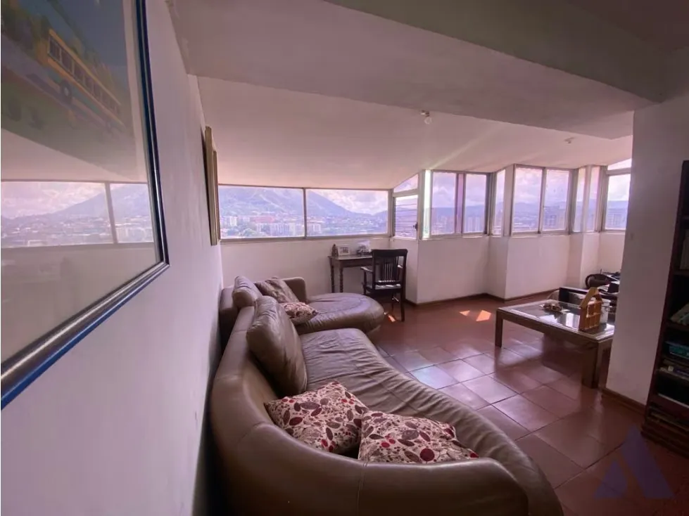 Venta apartamento PH 176m2 Los Chorros 9155 - 3