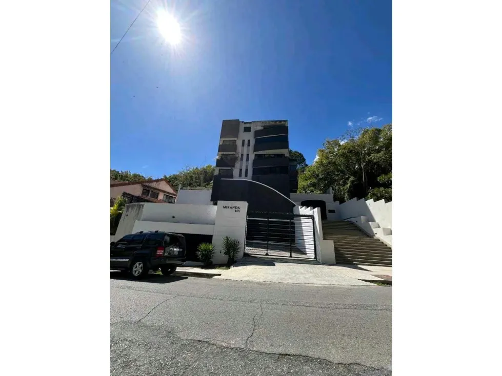 Apartamento duplex en venta, Urb. Miranda, 148m2