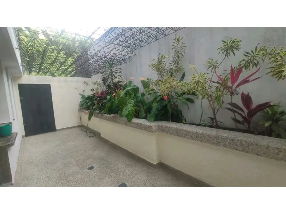 Apartamento duplex en venta, Urb. Miranda, 148m2 - 18