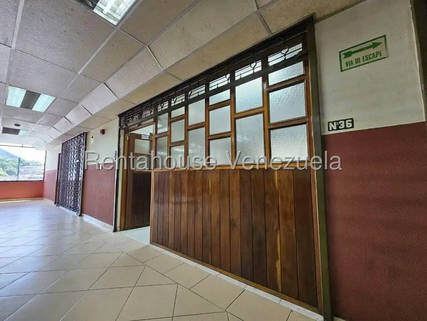 Oficina en Alquiler en Guarenas, Miranda - 3
