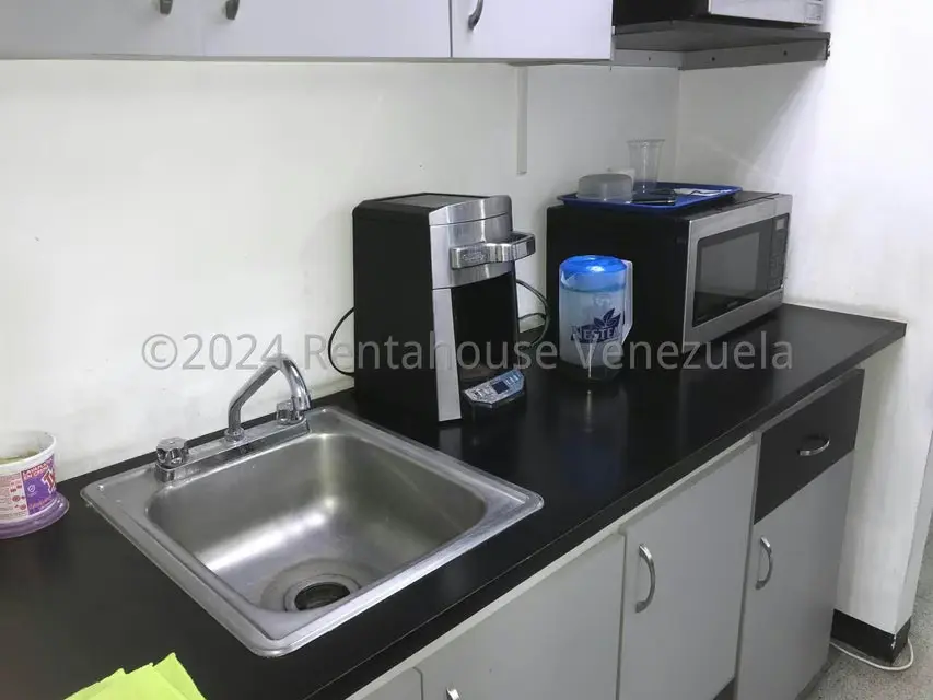 Oficina en Alquiler en Avenida Bella Vista, Zulia - 16