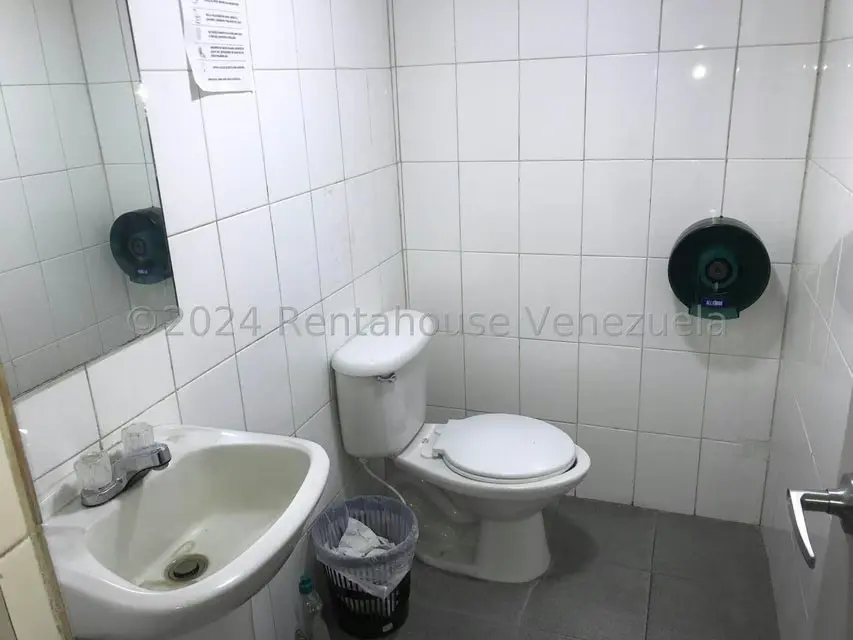 Oficina en Alquiler en Avenida Bella Vista, Zulia - 17