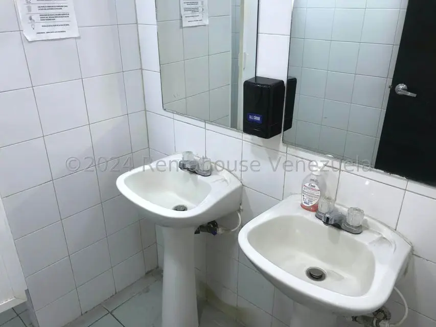 Oficina en Alquiler en Avenida Bella Vista, Zulia - 21