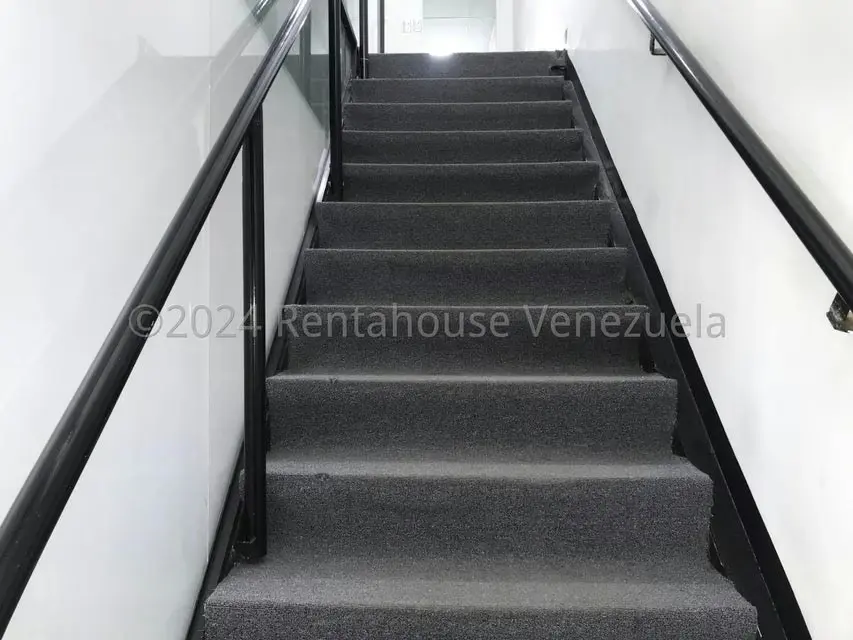 Oficina en Alquiler en Avenida Bella Vista, Zulia - 6