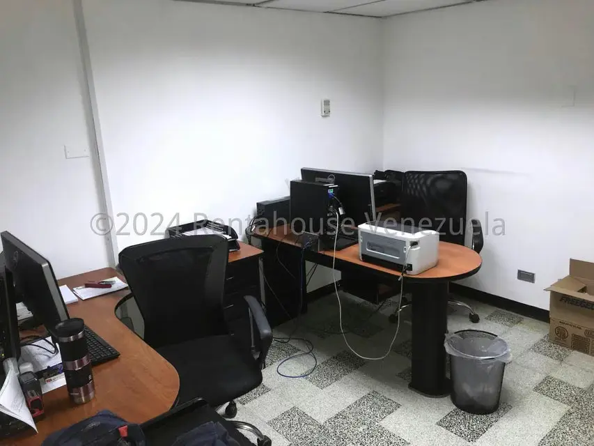 Oficina en Alquiler en Avenida Bella Vista, Zulia - 9
