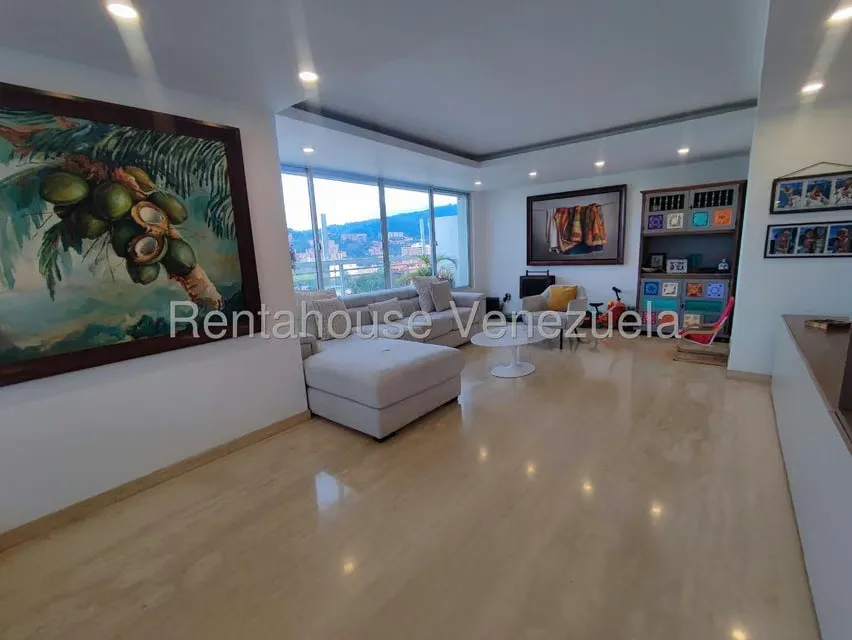 Apartamento (Duplex) en Venta en Los Samanes, Distrito Metropolitano - 3