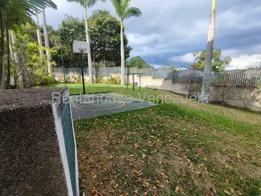 Apartamento (Duplex) en Venta en Los Samanes, Distrito Metropolitano - 60