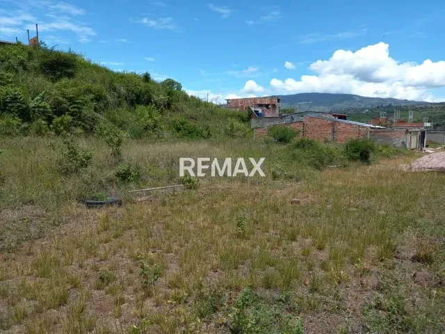 EN VENTA PARCELA EN URBANIZACION PUERTA DORADA - 6