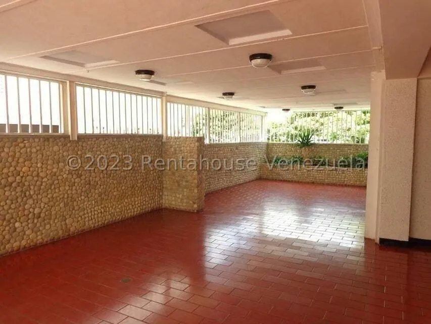Apartamento (Duplex) en Venta en Cumbres de Curumo, Distrito Metropolitano - 8