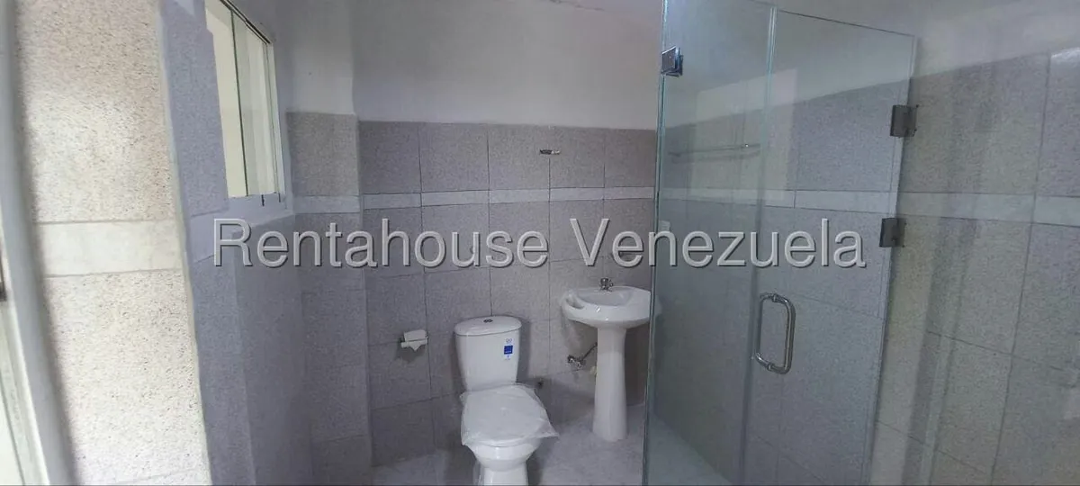 Casa (Multipes Niveles) en Venta en La Rosaleda, Miranda - 19